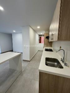 Apartamento de 3 alcobas en venta en El Salado, Envigado, 81 m² · foto 7 de 20