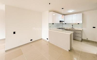 Apartamento de 3 alcobas en venta en El Poblado, Medellín, 116 m² · foto 6 de 20