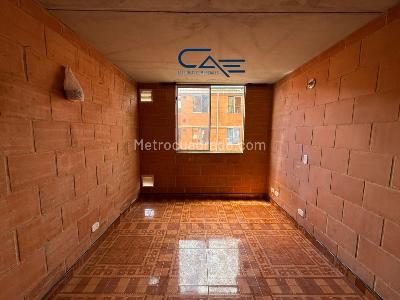 Apartamento de 3 alcobas en venta en Usme, Bogotá, 39 m² · foto 13 de 18