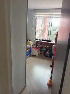 Apartamento de 3 alcobas en venta en Ciudad Salitre Sur Oriental, Bogotá, 96 m² · foto 12 de 15