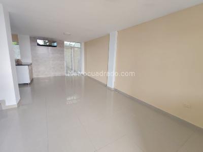 Casa de 3 alcobas en venta en El Poblado, Barranquilla, 133 m² · foto 2 de 12