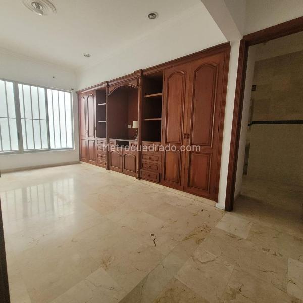 Piso – Cali, El Ingenio, Comuna 17 - Más