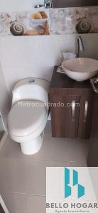Apartamento de 2 alcobas en arriendo en La Navarra, Bello, 56 m² · foto 12 de 12