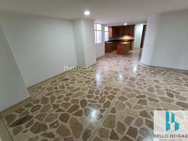 Spacious 3BR Apartment in La Castellana - 6