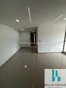 Apartamento de 3 alcobas en venta en Obrero, Bello, 61 m² · foto 9 de 20
