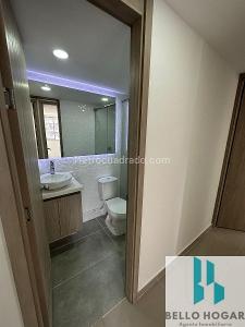Apartamento de 3 alcobas en venta en Obrero, Bello, 61 m² · foto 12 de 20