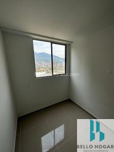 Apartamento de 3 alcobas en venta en Obrero, Bello, 61 m² · foto 19 de 20