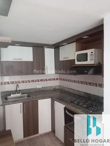Apartamento de 3 alcobas en venta en El Trapiche, Bello, 61 m² · foto 3 de 13