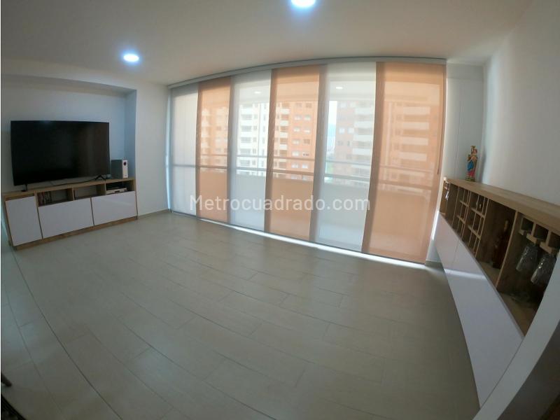 3BR Apartment with Balcony in Barrio Obrero, Bello - 4