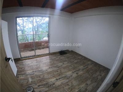 Apartaestudio en arriendo en Villalinda, Bello, 30 m² · foto 2 de 13