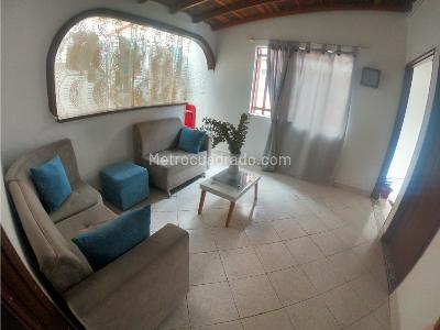 Casa de 3 alcobas en venta en Parque De Bello, Bello, 92 m² · foto 2 de 20
