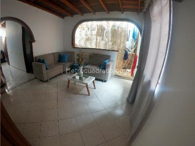Casa de 3 alcobas en venta en Parque De Bello, Bello, 92 m² · foto 3 de 20