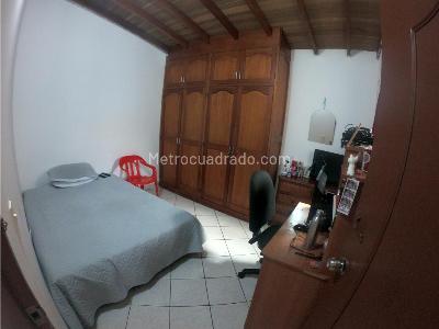 Casa de 3 alcobas en venta en Parque De Bello, Bello, 92 m² · foto 6 de 20