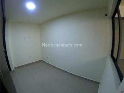 Apartamento de 3 alcobas en arriendo en Cabañas, Bello, 90 m² · foto 5 de 20