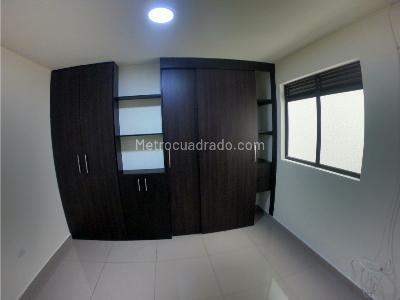 Apartamento de 3 alcobas en arriendo en Cabañas, Bello, 90 m² · foto 7 de 20