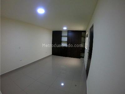 Apartamento de 3 alcobas en arriendo en Cabañas, Bello, 90 m² · foto 10 de 20