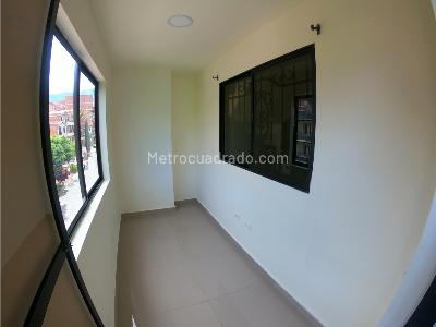 Apartamento de 3 alcobas en arriendo en Cabañas, Bello, 90 m² · foto 18 de 20