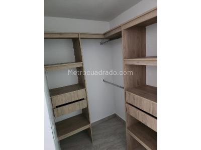 Apartamento de 3 alcobas en venta en El Trapiche, Bello, 73 m² · foto 11 de 15