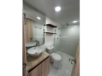 Apartamento de 2 alcobas en venta en El Trapiche, Bello, 50 m² · foto 4 de 12