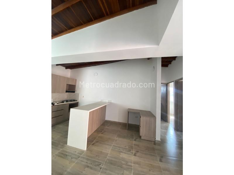 New 3BR Apartment with Balcony in Barrio Obrero, Bello - 6