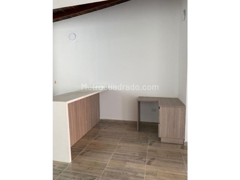 New 3BR Apartment with Balcony in Barrio Obrero, Bello - 8