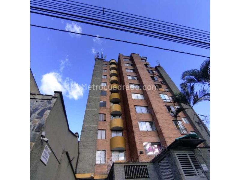 3BR Apartment for Rent in Centro Medellín (Prado Centro)