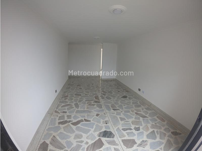 3BR Apartment for Rent in Centro Medellín (Prado Centro) - 6