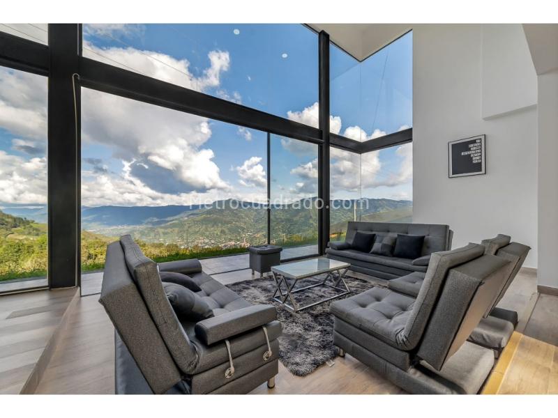 Beautiful Country House in Parcelación California (Bello, Norteamérica) - 3