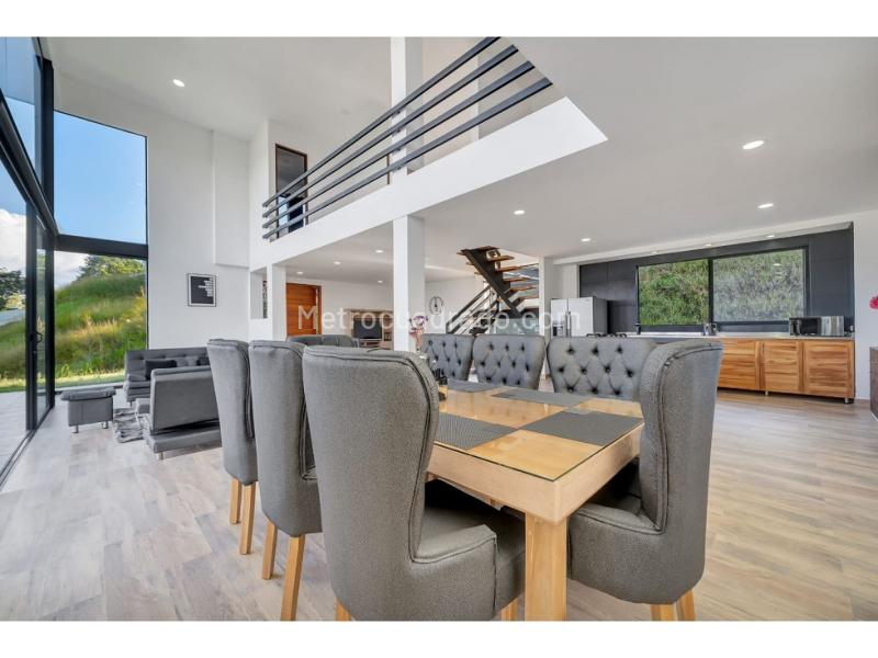 Beautiful Country House in Parcelación California (Bello, Norteamérica) - 6