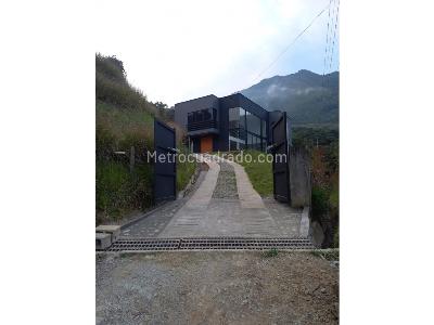 Casa de 4 alcobas en venta en Norteamerica, Bello · foto 10 de 20