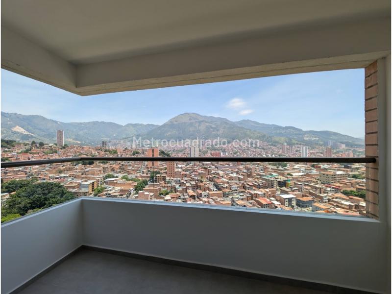 Piso – Bello - Vista 3