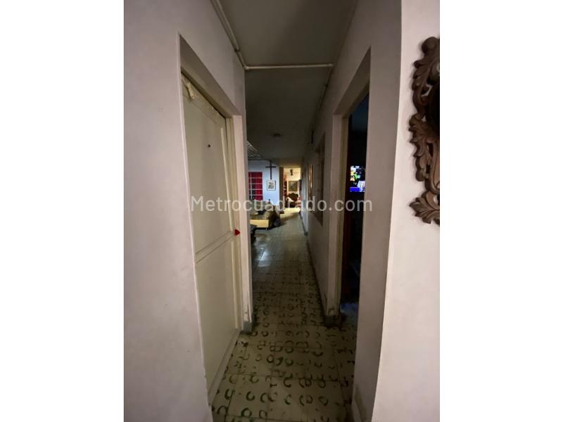 Casa – Bello, La Gran Avenida - Más
