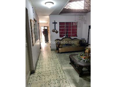 Casa de 3 alcobas en venta en Obrero, Bello, 112 m² · foto 13 de 20