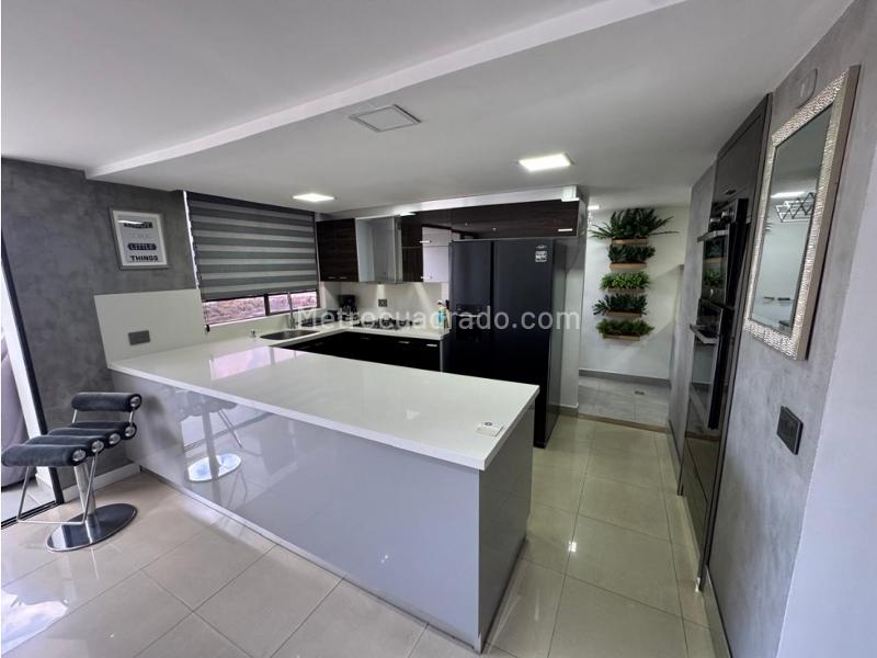 Exclusive Furnished 3BR Apartment in El Poblado - 3