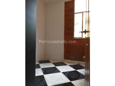 Apartamento de 3 alcobas en arriendo en El Mirador, Bello, 63 m² · foto 6 de 16