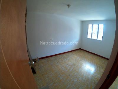 Apartamento de 3 alcobas en venta en Perez, Bello, 120 m² · foto 3 de 20
