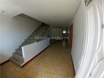 Apartamento de 3 alcobas en venta en Perez, Bello, 120 m² · foto 5 de 20