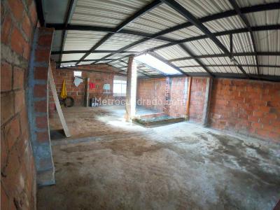 Apartamento de 3 alcobas en venta en Perez, Bello, 120 m² · foto 13 de 20