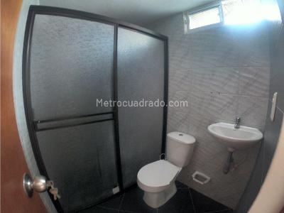 Apartamento de 3 alcobas en venta en Perez, Bello, 120 m² · foto 19 de 20