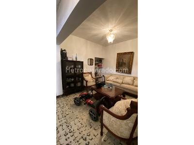 Casa de 4 alcobas en arriendo en Laureles Lorena, Medellín, 230 m² · foto 7 de 20