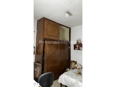 Casa de 4 alcobas en arriendo en Laureles Lorena, Medellín, 230 m² · foto 15 de 20