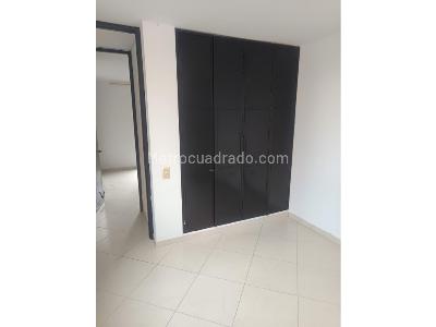 Apartamento de 2 alcobas en venta en Niquia, Bello, 58 m² · foto 7 de 11