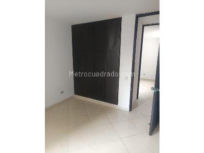 Apartamento de 2 alcobas en venta en Niquia, Bello, 58 m² · foto 9 de 11