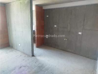 Apartamento de 3 alcobas en venta en Madera, Bello, 54 m² · foto 2 de 15