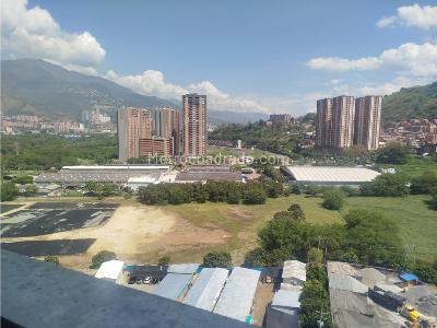 Apartamento de 3 alcobas en venta en Madera, Bello, 54 m² · foto 14 de 15