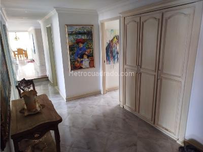 Apartamento de 4 alcobas en venta en Poblado Los Balsos, Medellín, 271 m² · foto 8 de 20