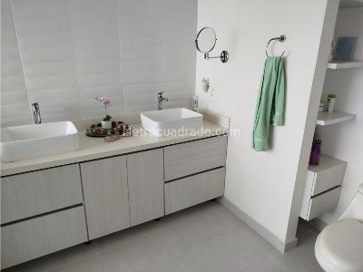 Apartamento de 4 alcobas en venta en Poblado Los Balsos, Medellín, 271 m² · foto 16 de 20