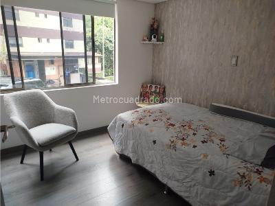 Casa de 4 alcobas en venta en Cumbres, Envigado, 212 m² · foto 12 de 20
