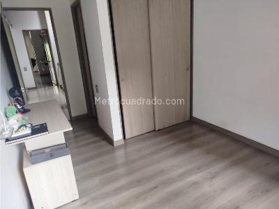 Casa de 4 alcobas en venta en Cumbres, Envigado, 212 m² · foto 15 de 20