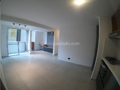 Apartamento de 2 alcobas en venta en Serramonte, Bello, 55 m² · foto 2 de 20